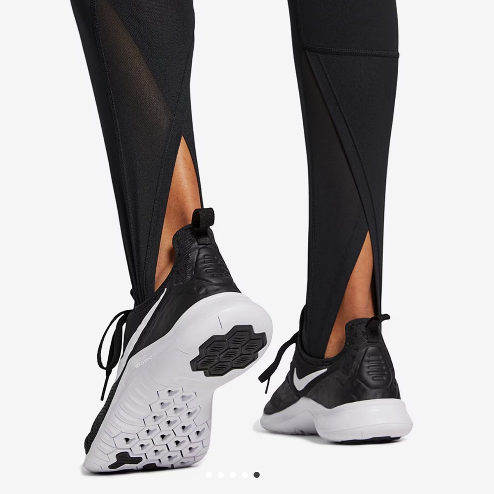 Nike Women's Black Pro Intertwist 7/8 Training Tights